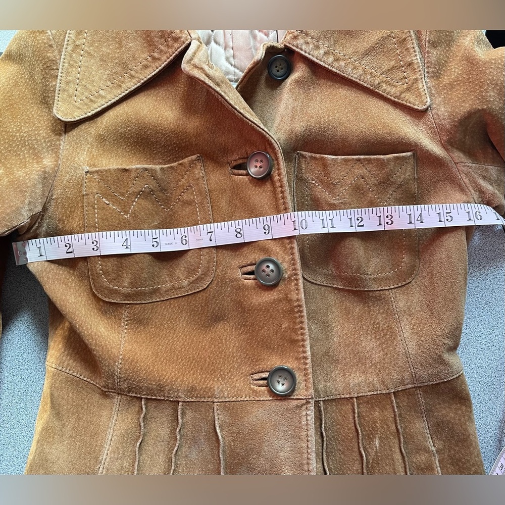 Vintage Victoria 70s Long Suede Tan Button Down Jacket - Picture 10 of 15